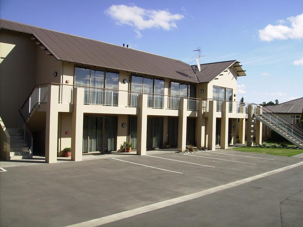Methven Motel & Apartments Экстерьер фото